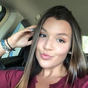 Meet your Posher, Kaitlyn